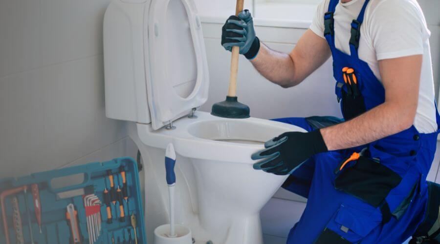 Expert burst pipe repair services in Rising City, NE